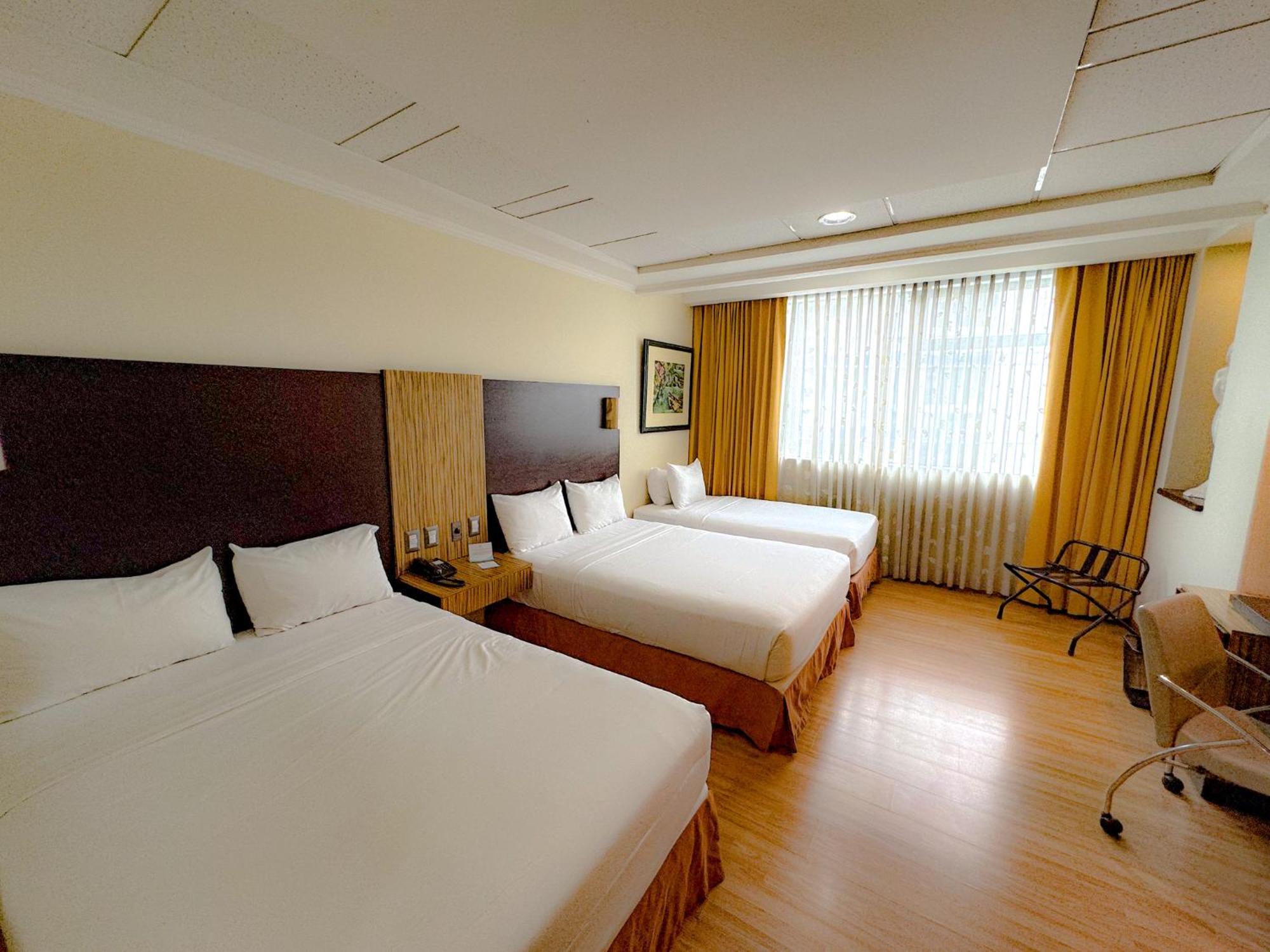 Gh Galeria Hotel Guayaquil Extérieur photo