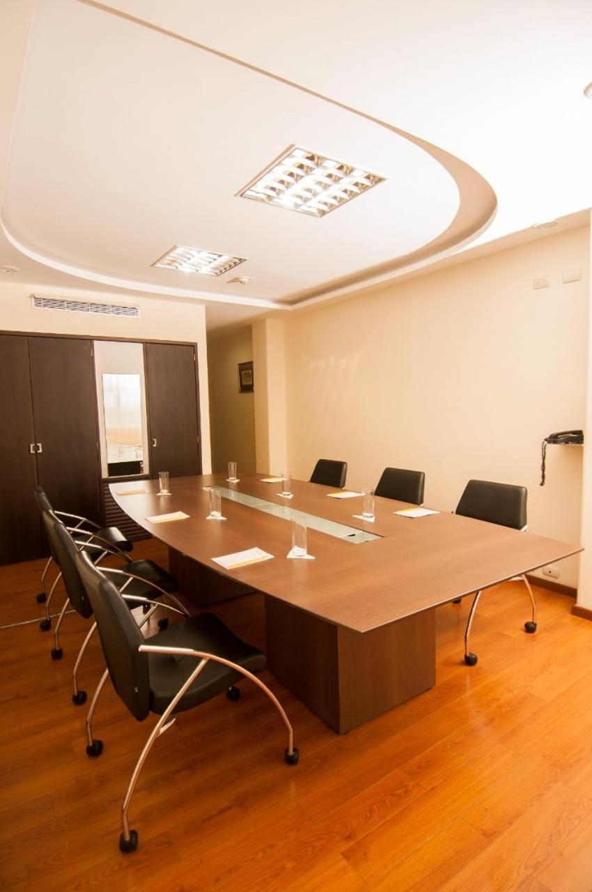 Gh Galeria Hotel Guayaquil Extérieur photo