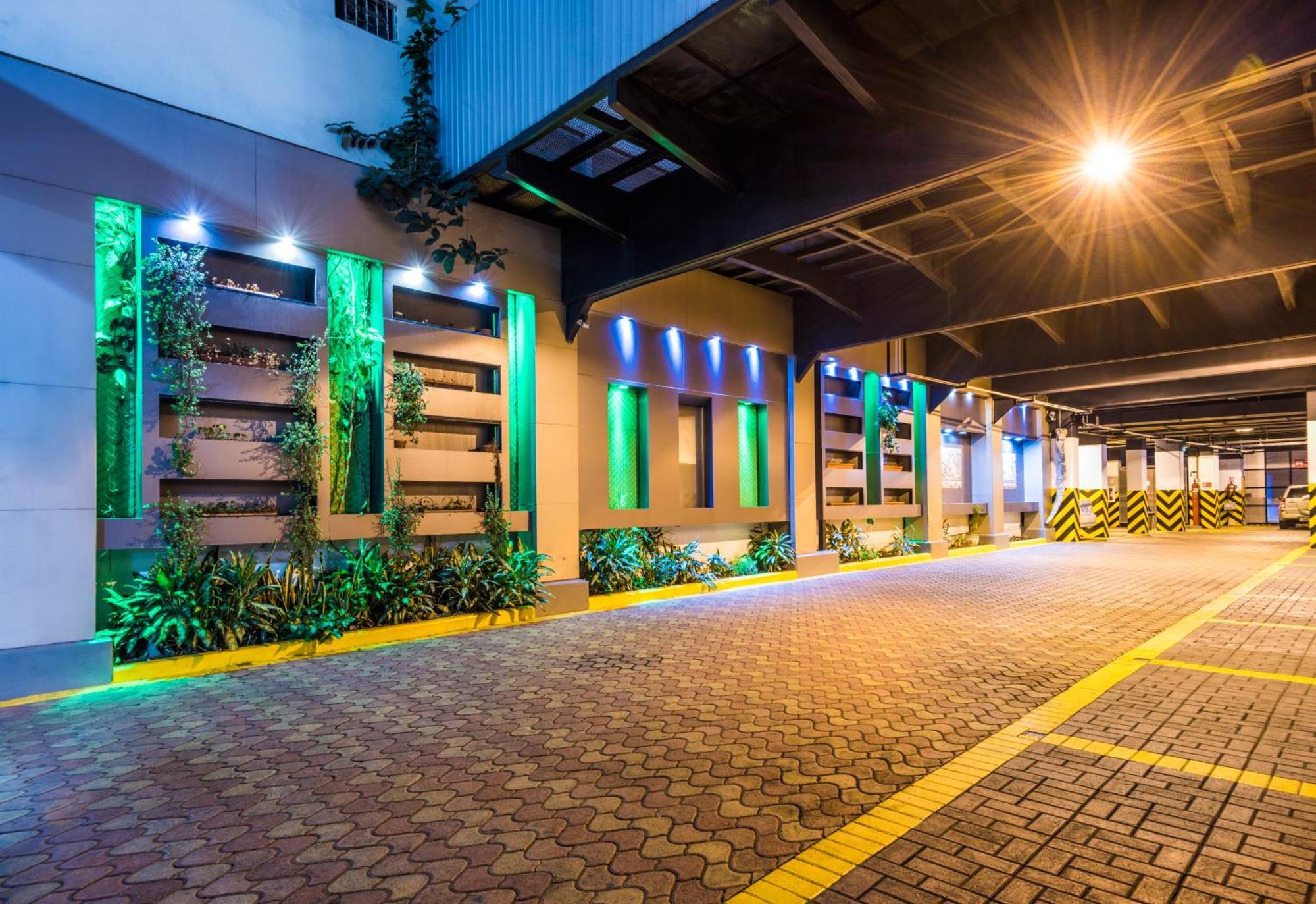 Gh Galeria Hotel Guayaquil Extérieur photo